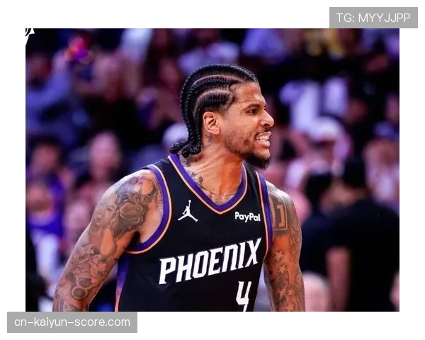 杰伦·格林单打突破对位后卫，较上季更高效